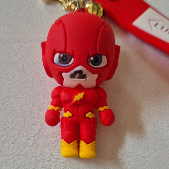 The FLASH Keychain/ Pendant - Picture 2 of 5
